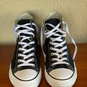 Converse Chuck Taylor Sneakers